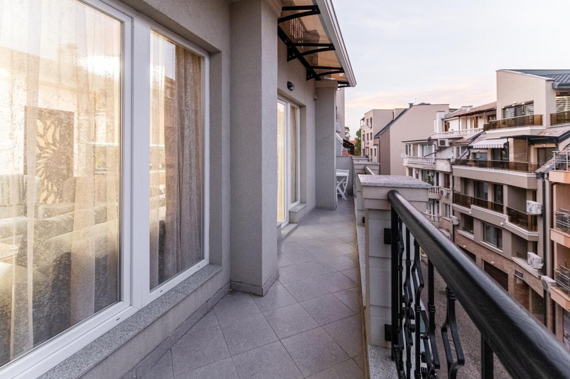 Modern & Elegant City Center Apartments Plovdiv Luaran gambar
